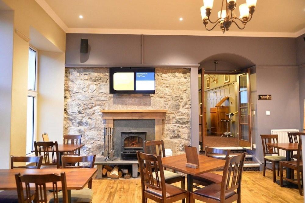 Hotel The Portree